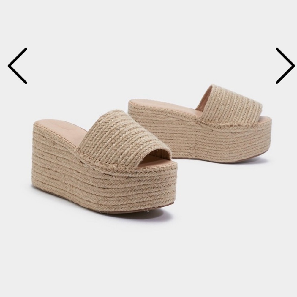 Brand New Woven Platform Sandal